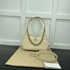 Gucci Hobo Bags